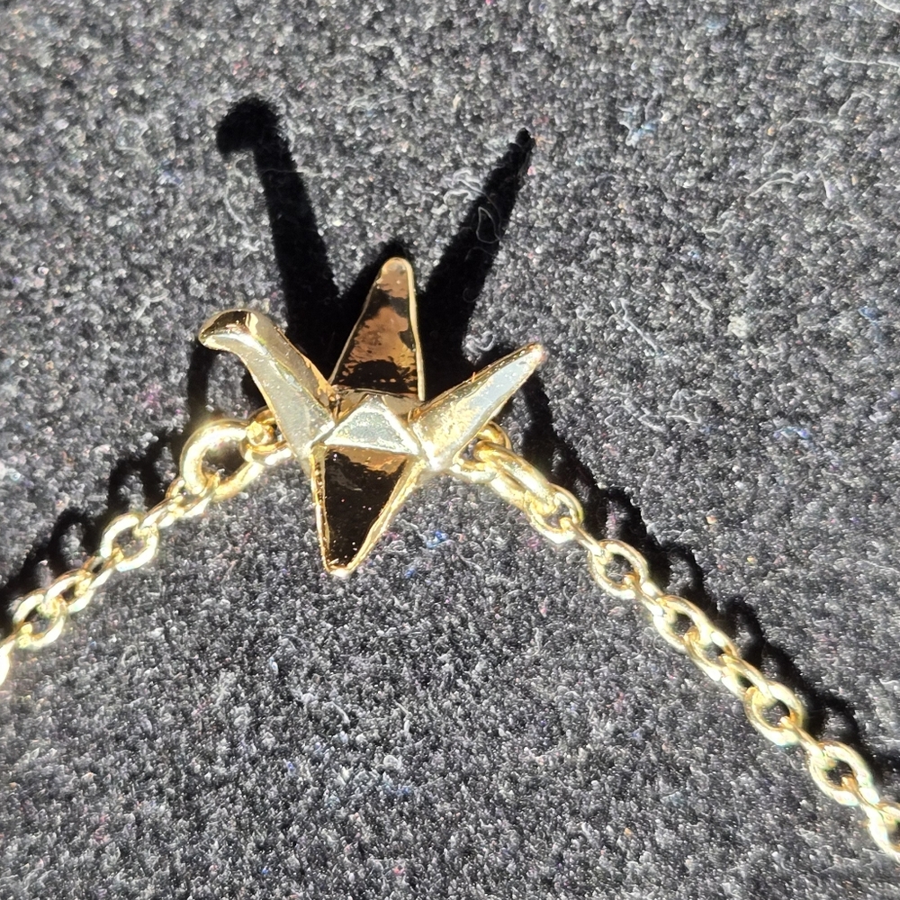 Gold Elegant Chain Necklace - Picture 6 of 9